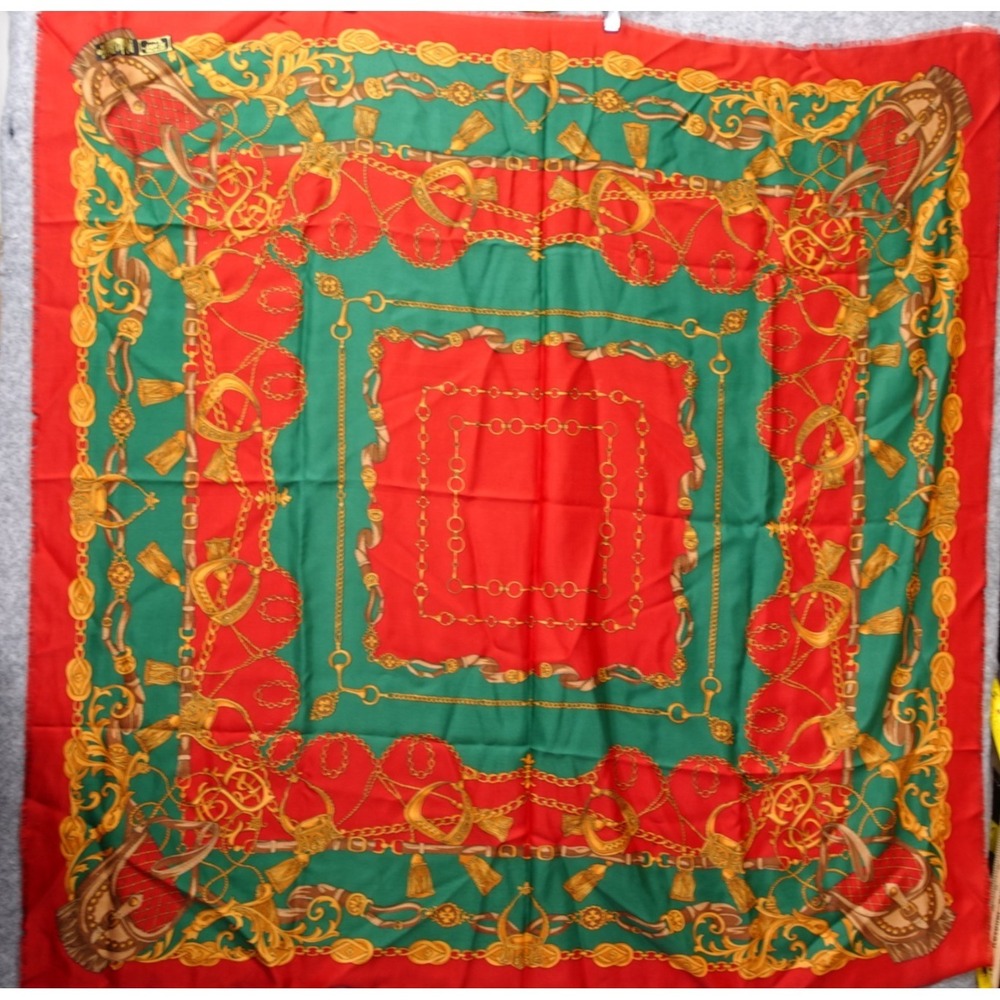 ART of the Scarf Wrap Womens Red TIE RACK Chain Equestrian ITALY 116 cm 46x46